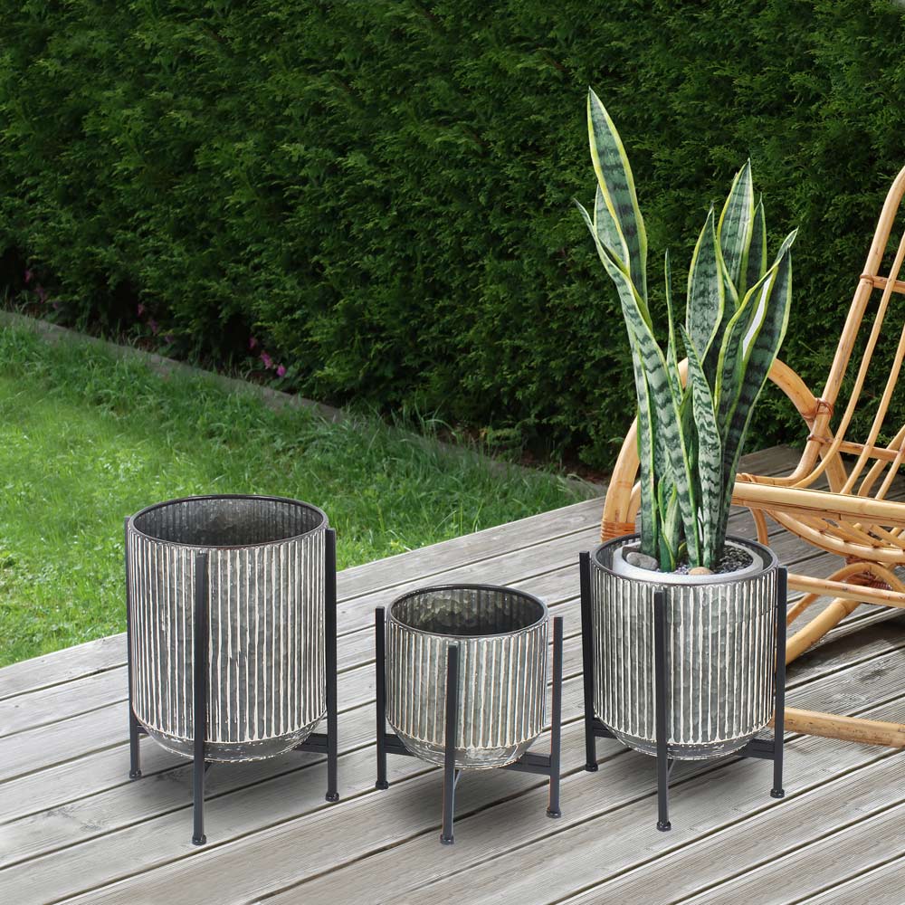 S/3 Corrugated Metal Planters on Legs 2/CS Default Title